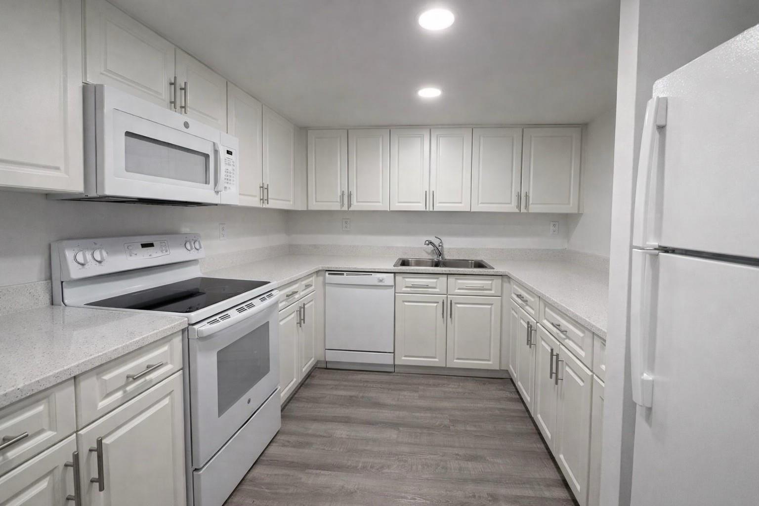 17350 NW 68th Avenue # 404, Hialeah FL 33015
