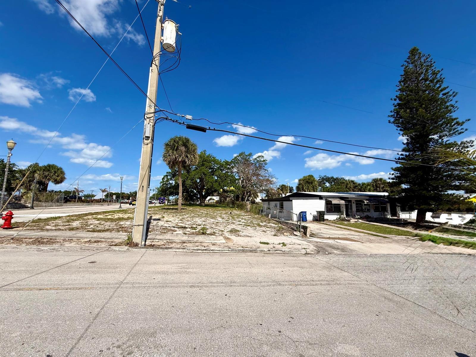 424 N 6th Street, Fort Pierce FL 34950