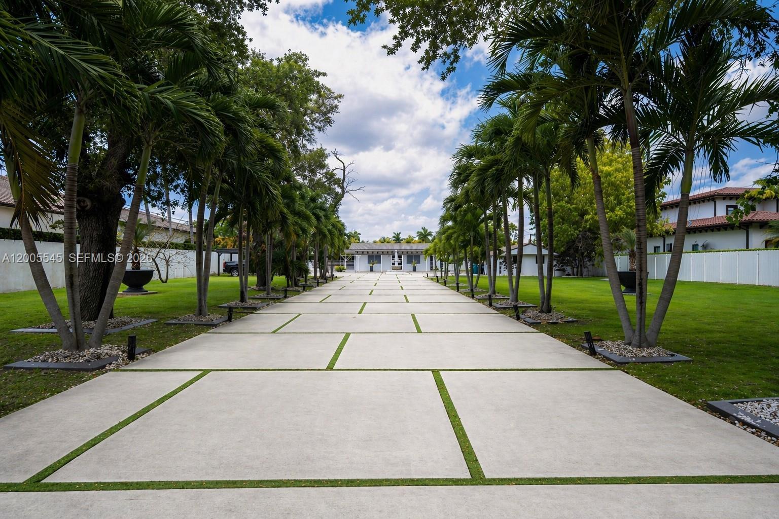 150 NW 130th Ave, Miami FL 33182