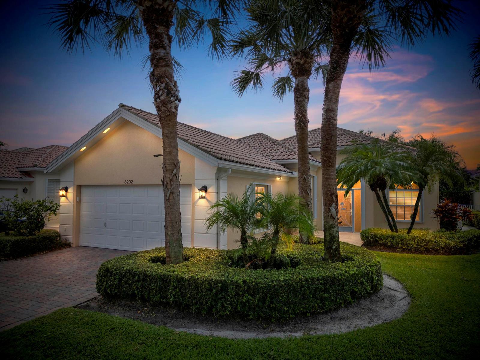 8292 Dominica Place, Wellington FL 33414