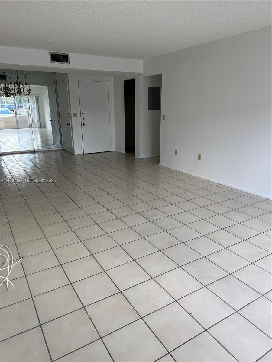 7747 SW 86th St # 105, Miami FL 33143