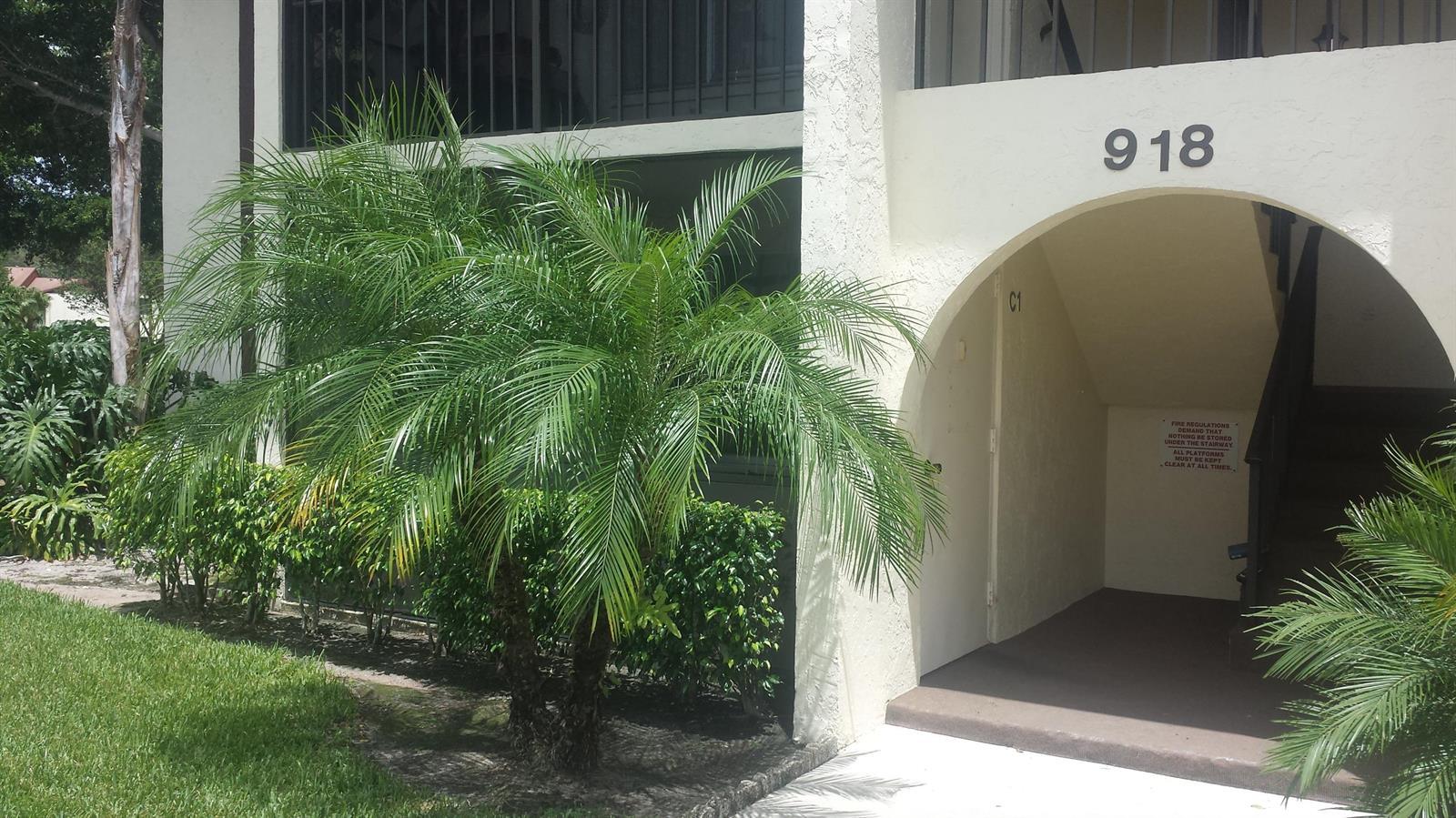 4850 Sable Pine Circle # C1, West Palm Beach FL 33417
