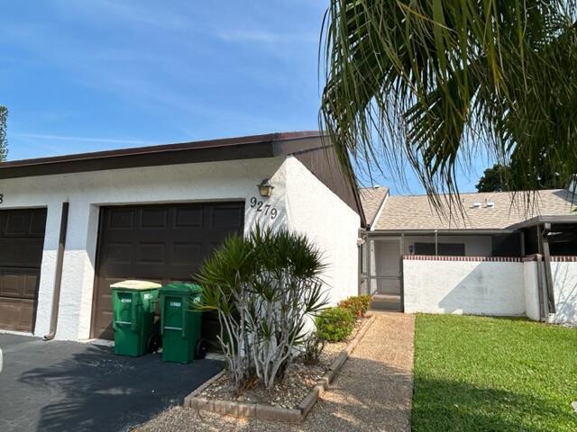 9279 Wedgewood Drive # B20, Tamarac FL 33321
