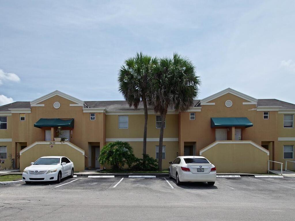 2431 NW 56th Avenue # 201, Lauderhill FL 33313
