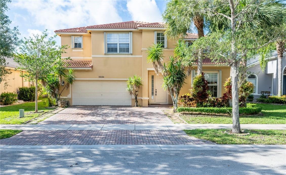 19364 S Whitewater Avenue, Weston FL 33332