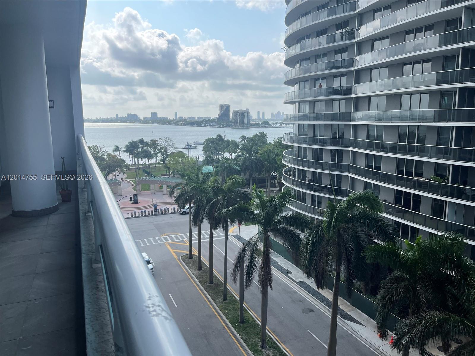 1800 N Bayshore Dr # 614, Miami FL 33132