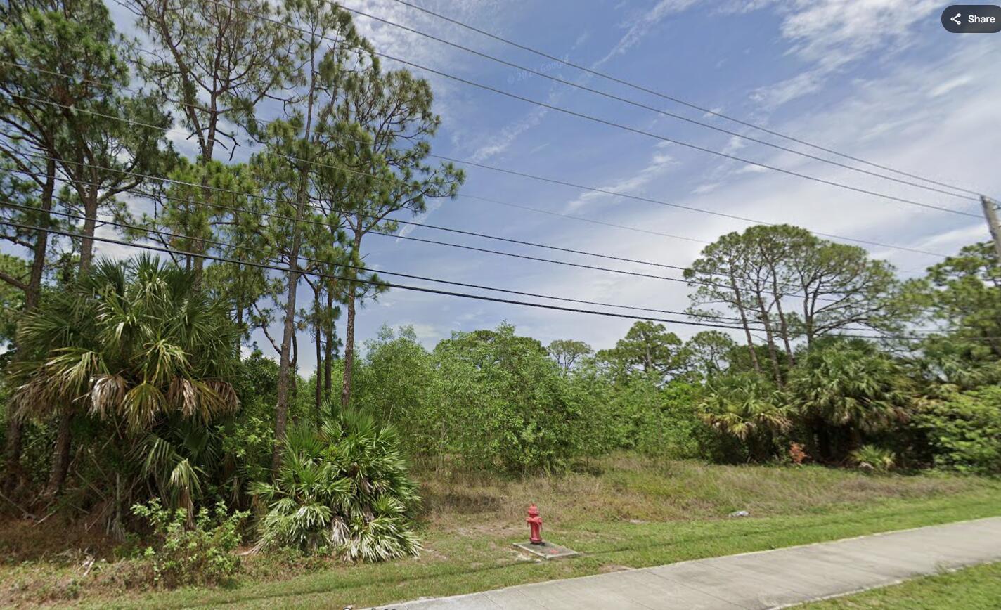 325 NW Prima Vista Boulevard, Port St. Lucie FL 34983