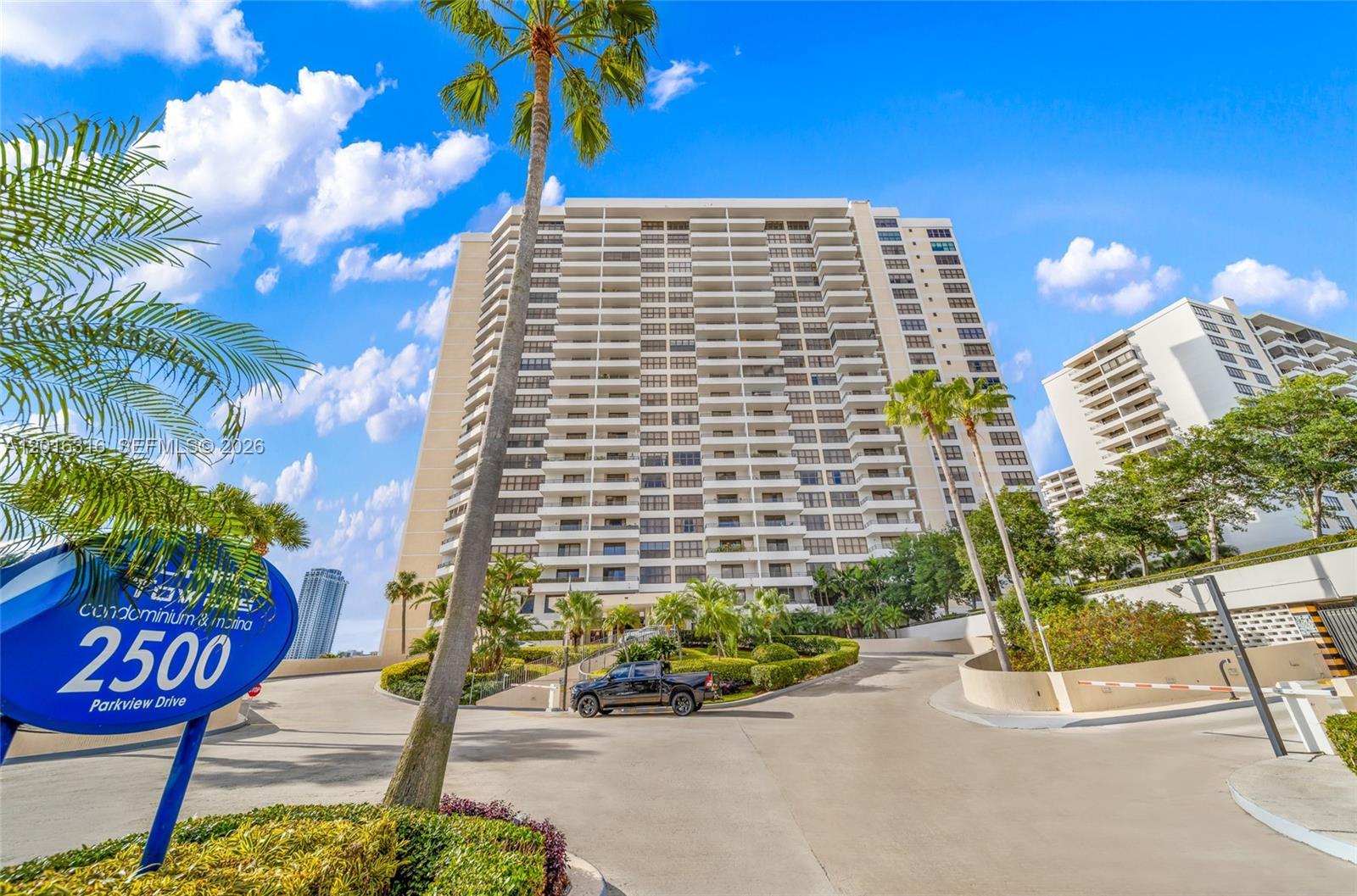 2500 Parkview Dr # 2119, Hallandale Beach FL 33009