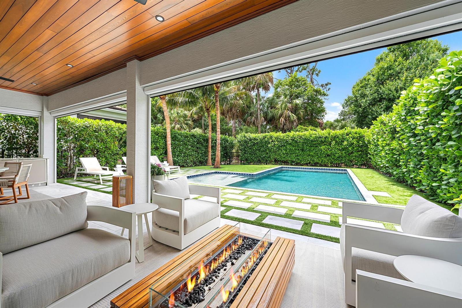 13558 Artisan Circle, Palm Beach Gardens FL 33418
