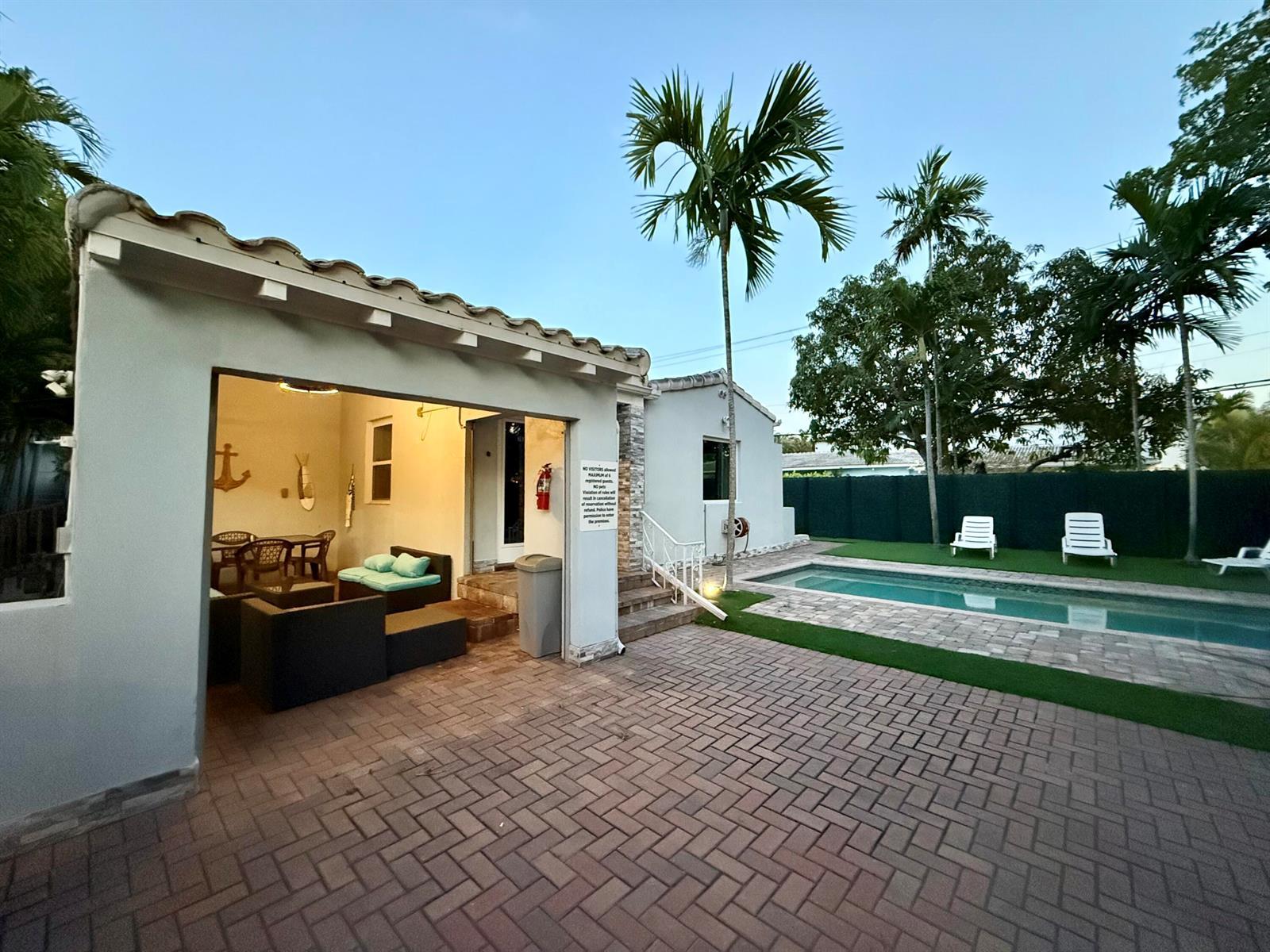 700 NE 17th Way, Fort Lauderdale FL 33304
