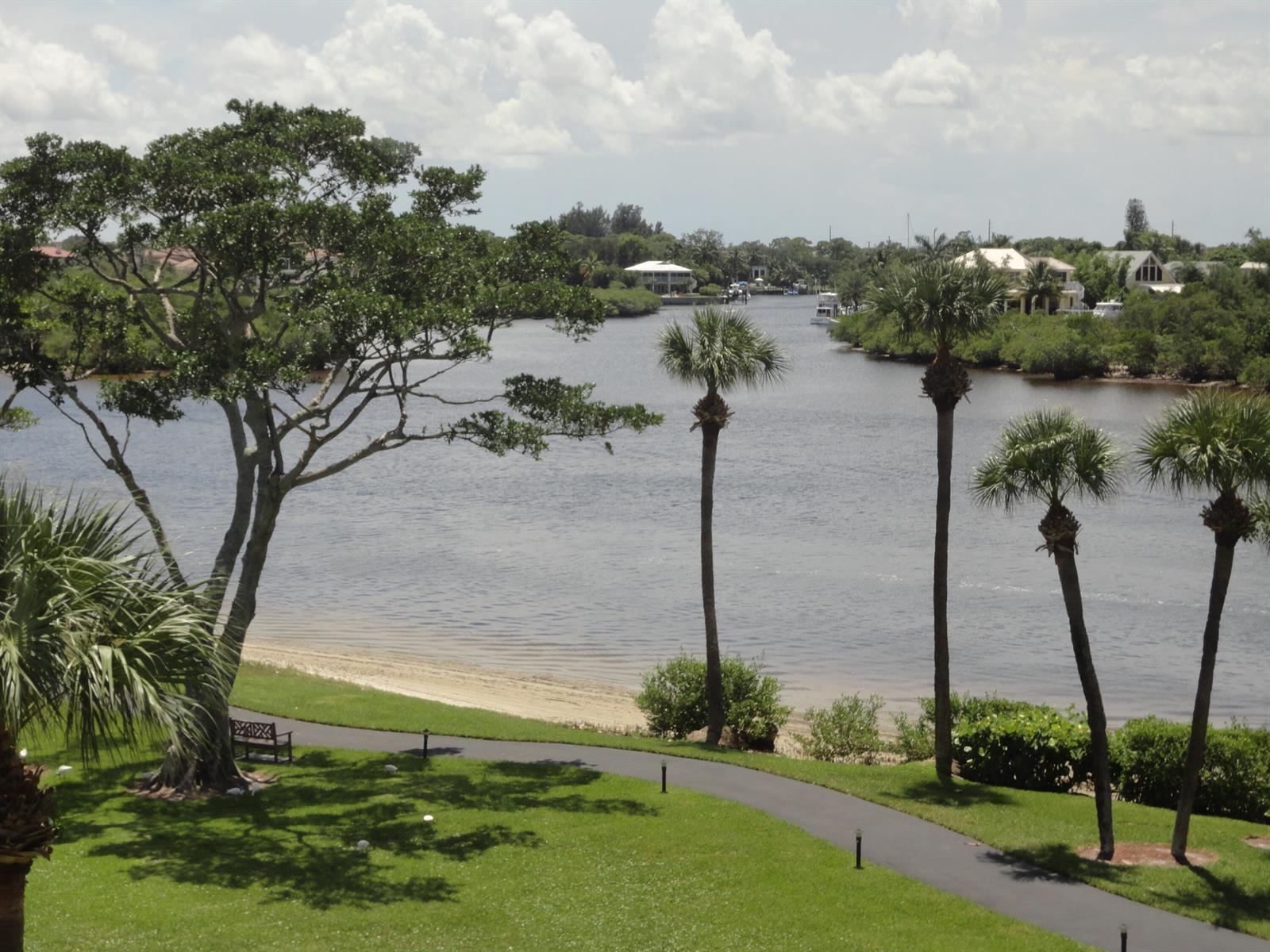 1000 N Us Highway 1, Jupiter FL 33477
