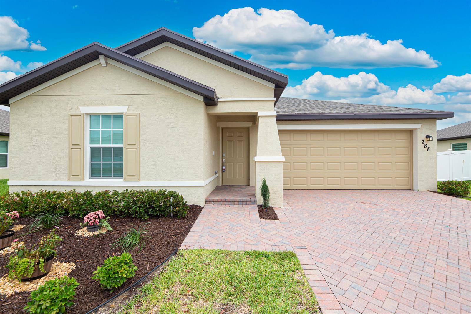 988 Bent Creek Drive, Fort Pierce FL 34947
