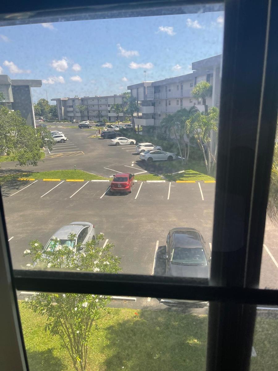 2901 NW 47th Terrace # 348b, Lauderdale Lakes FL 33313