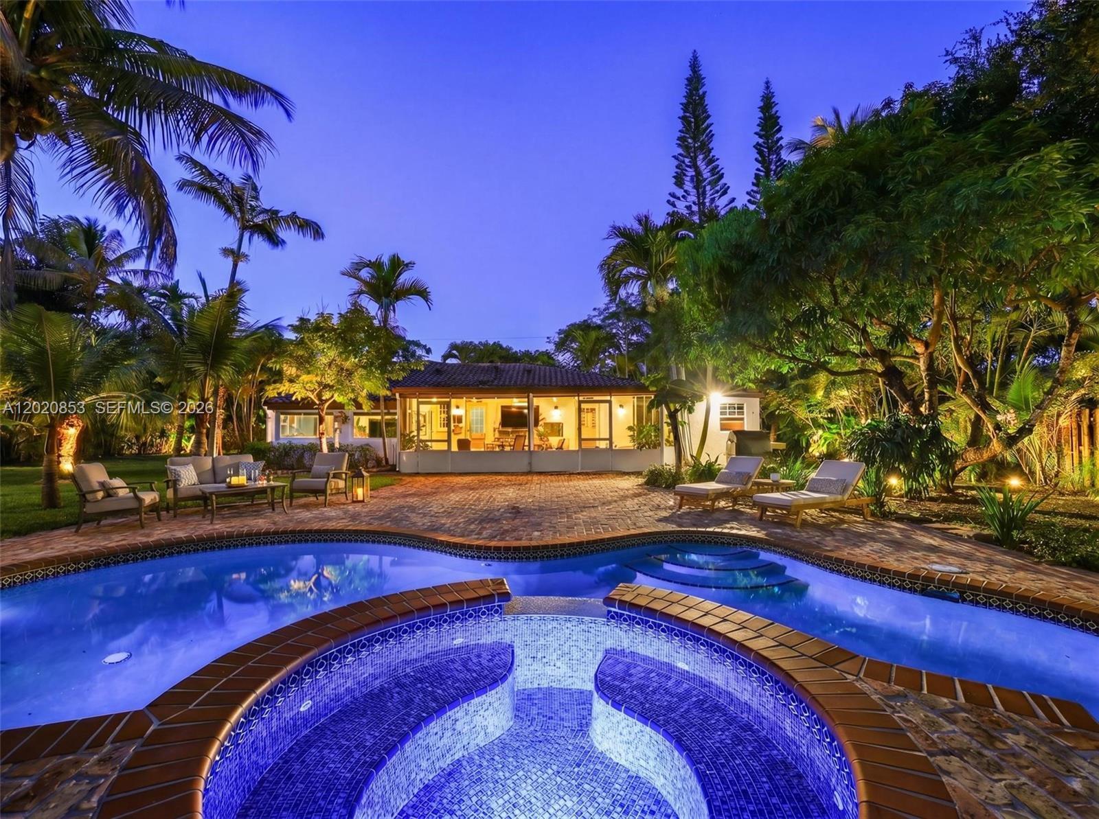 5644 SW 69th Ave, Miami FL 33143
