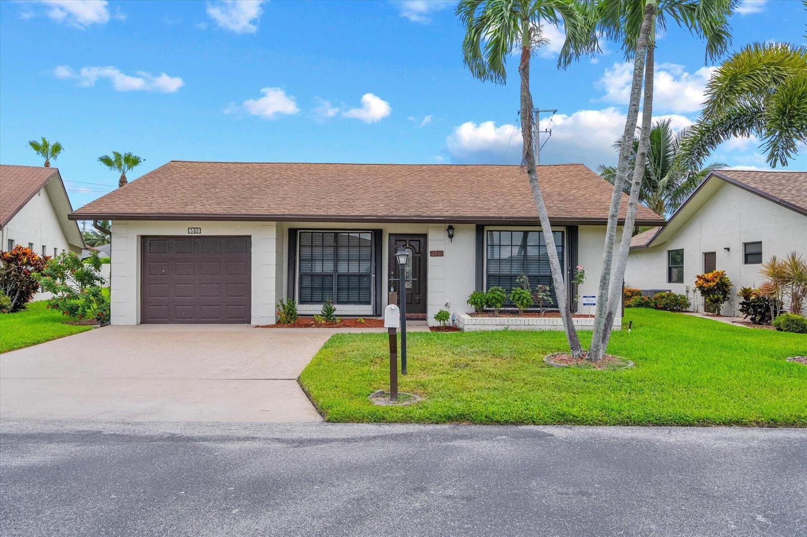 6510 Olivewood Circle, FL 33463