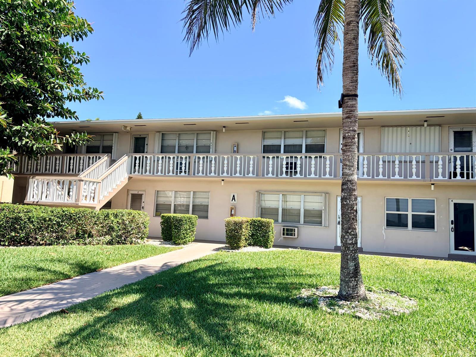 14 Easthampton A, West Palm Beach FL 33417