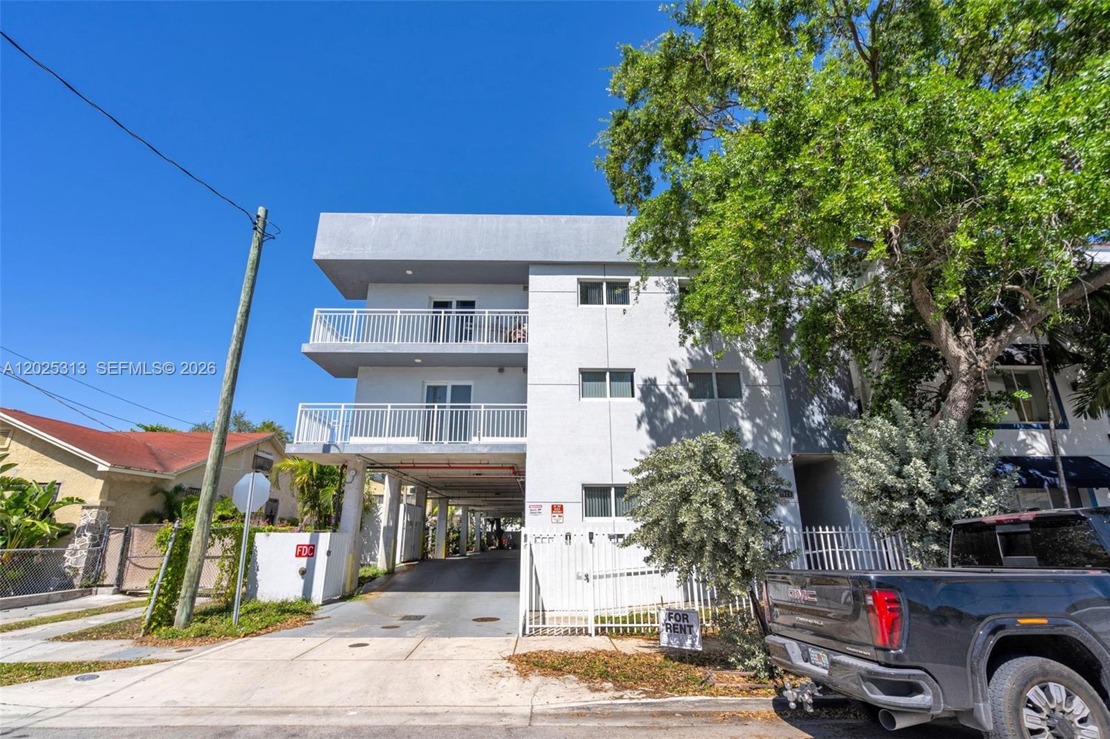 1029 NW 3rd St # 301, Miami FL 33128