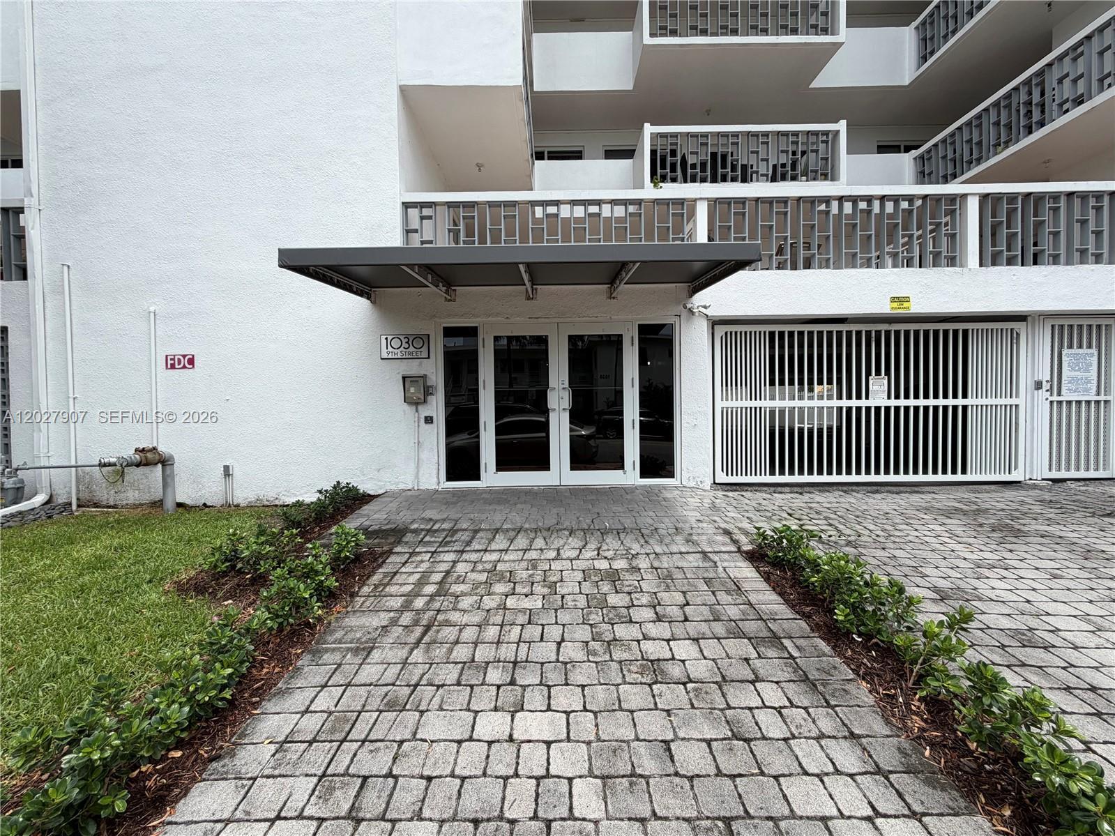 1030 9th St # 204, Miami Beach FL 33139