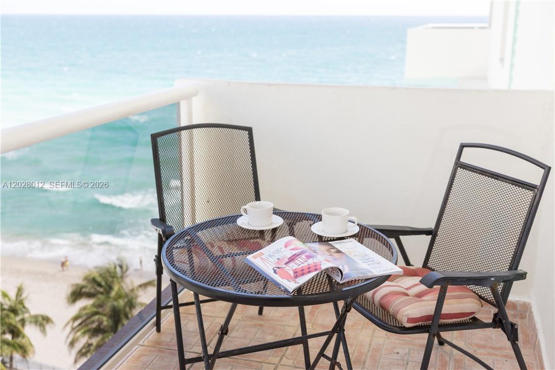 3725 S Ocean Dr # 1003, Hollywood FL 33019