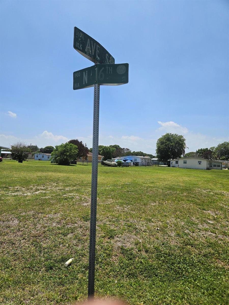 1909 N 16th Street, Fort Pierce FL 34950