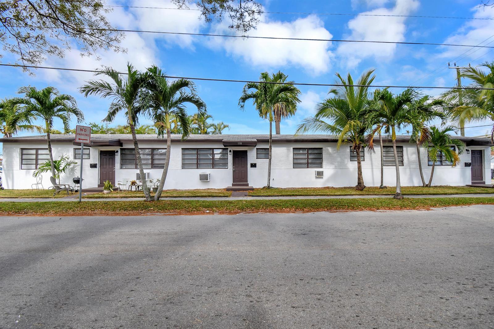 1116 S 17th Avenue, Hollywood FL 33020