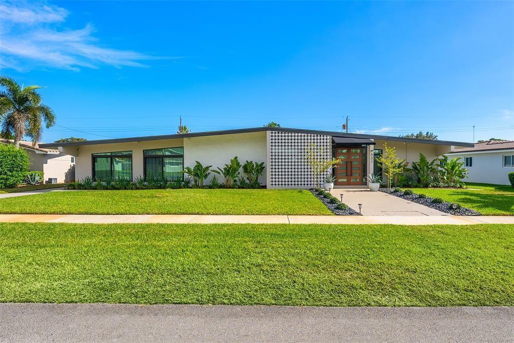 521 N Highland Drive, Hollywood FL 33021