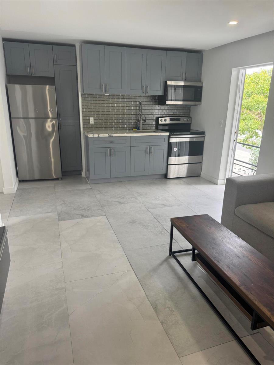 2201 Greene Street # 5, Hollywood FL 33020