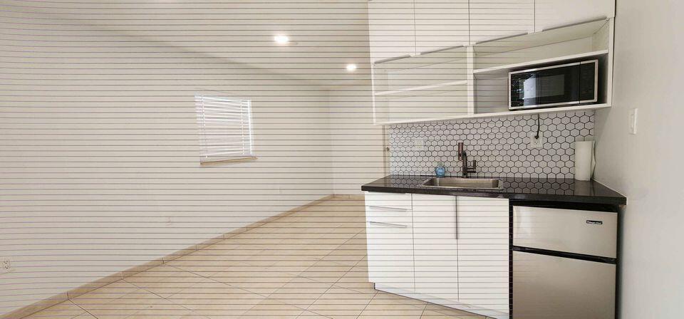 4648 SW 24th Avenue, Dania Beach FL 33312