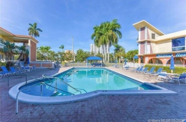26 Diplomat Parkway, FL 33009