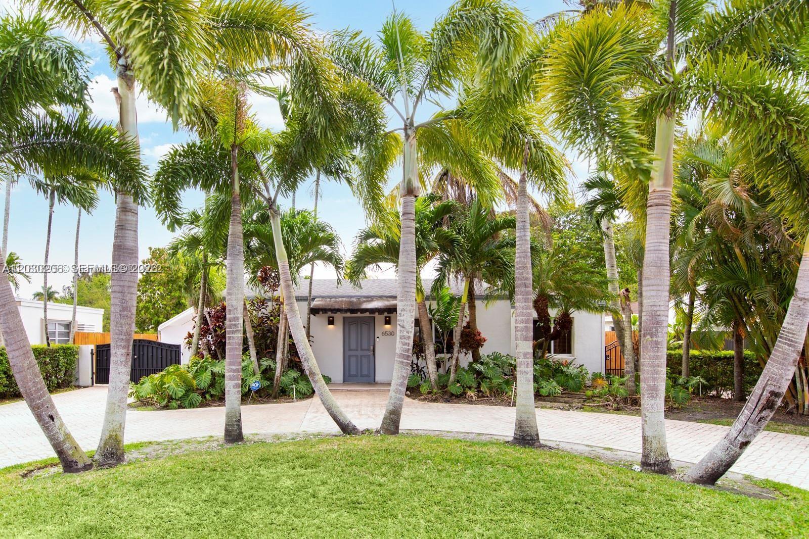 6530 SW 43rd St, Miami FL 33155
