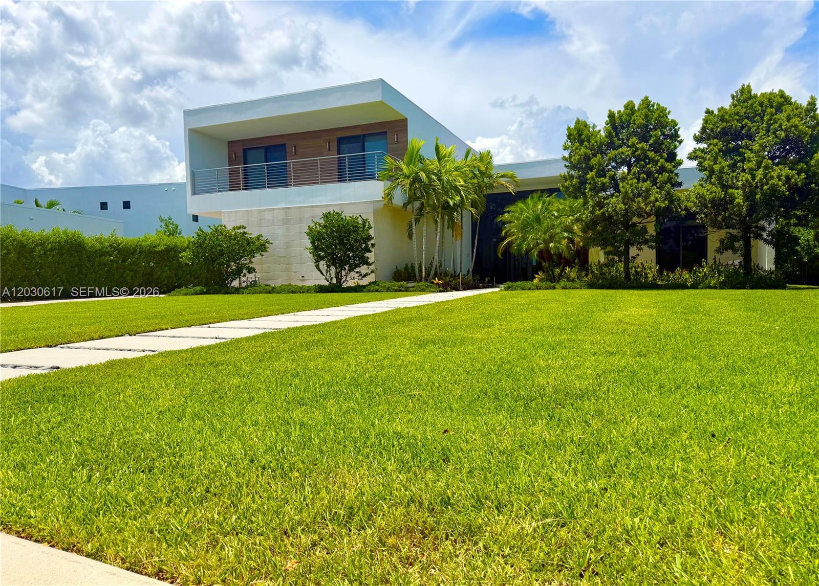 16569 Botaniko Dr N, Weston FL 33326