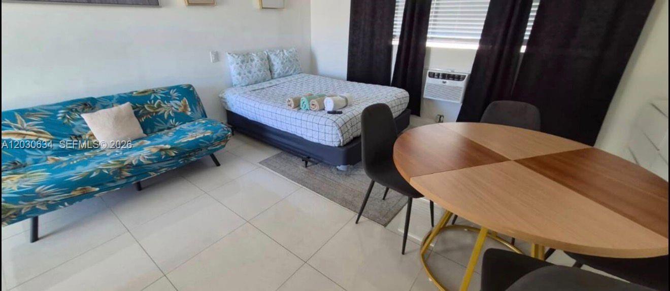 119 SE 9th St # 12, Hallandale Beach FL 33009