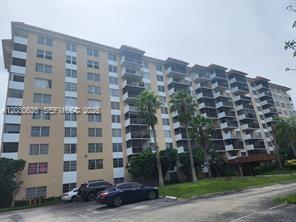 4174 Inverrary Dr # 911, Lauderhill FL 33319
