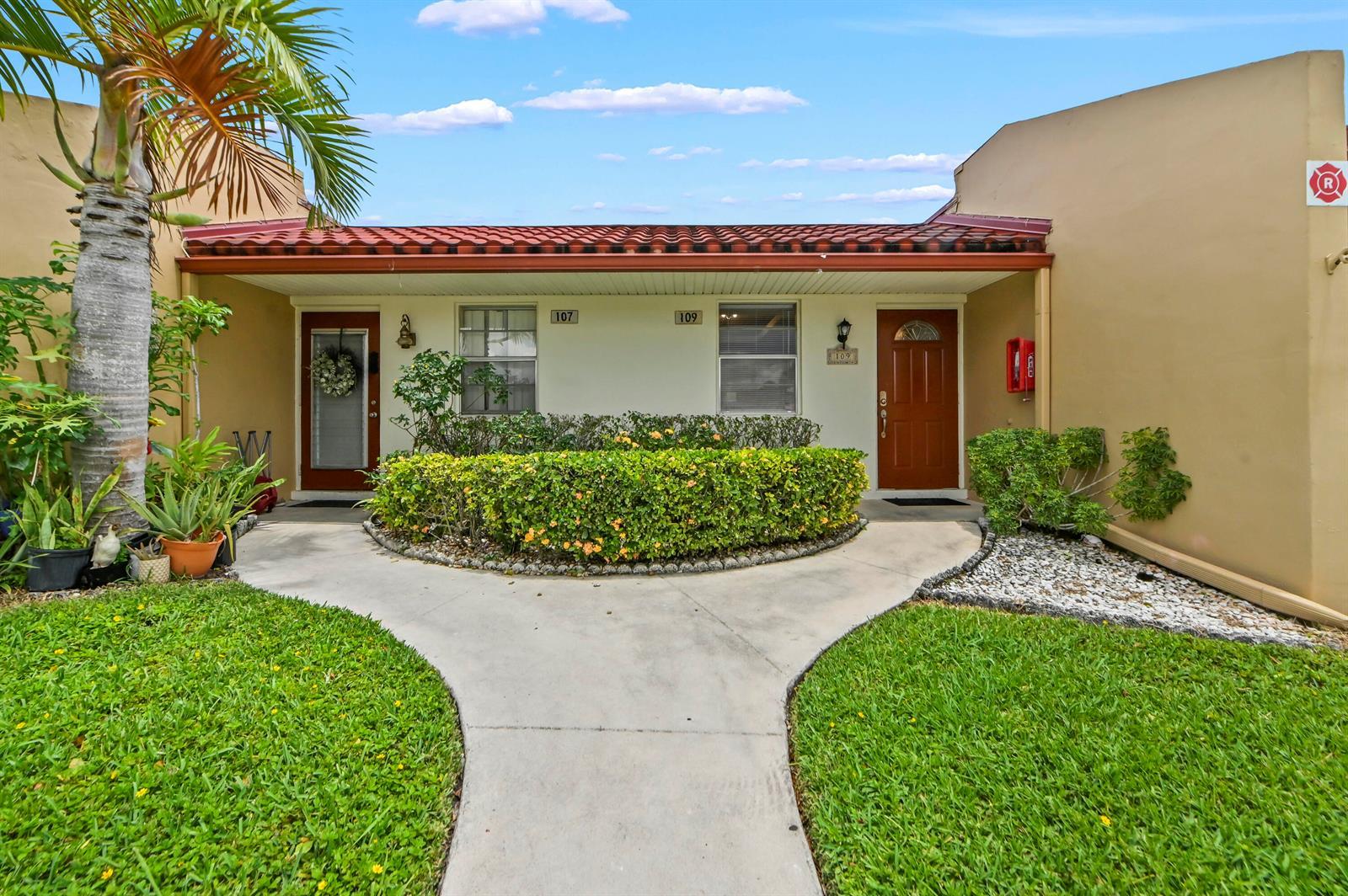 109 Lake Barbara Drive, West Palm Beach FL 33411