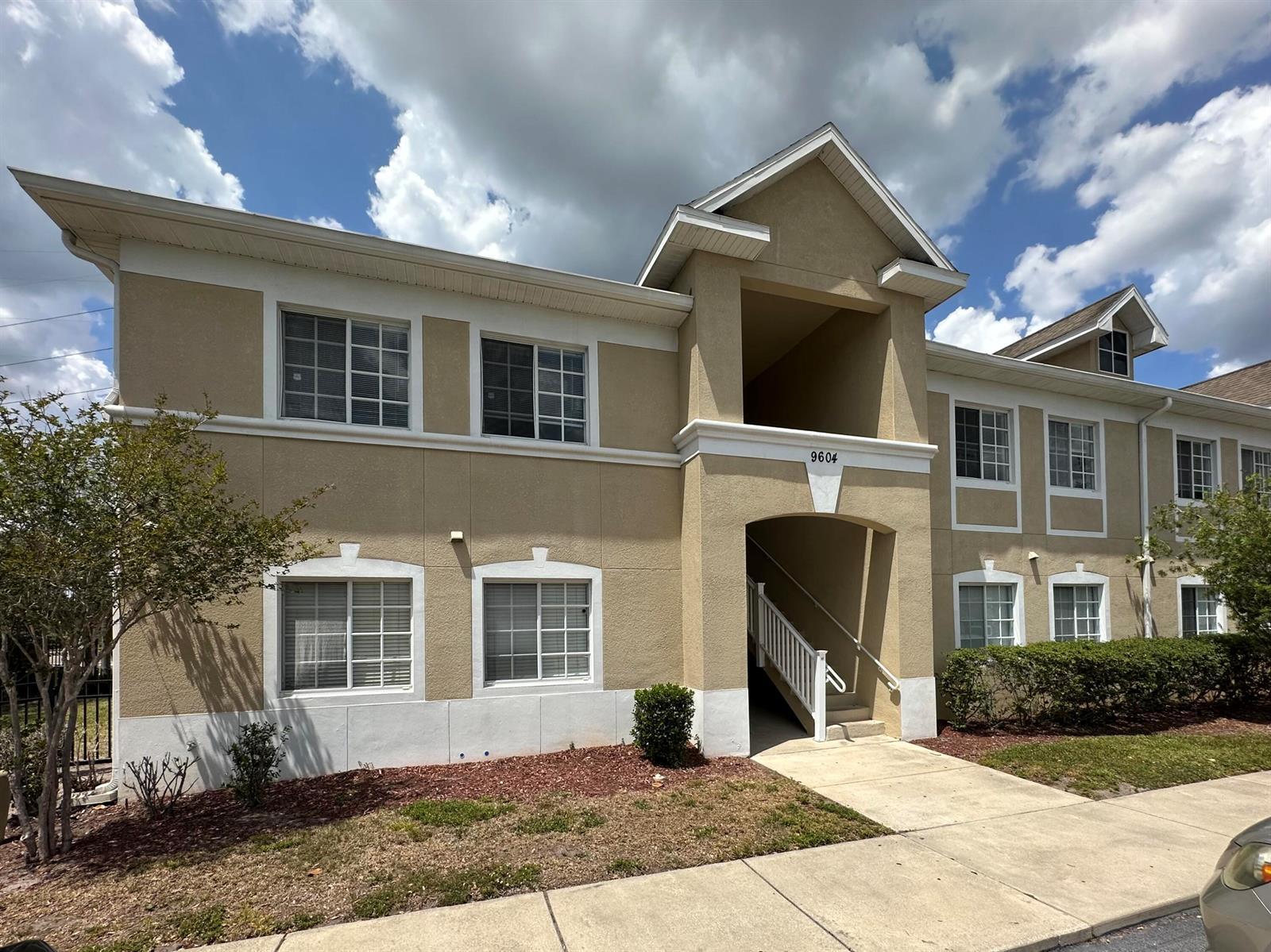 9604 Seadale Court # 201, Riverview FL 33578