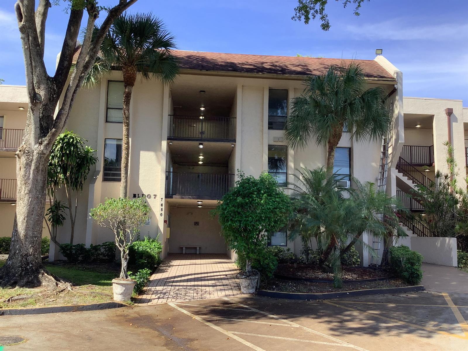7650 W Mcnab Road # 308, Tamarac FL 33321