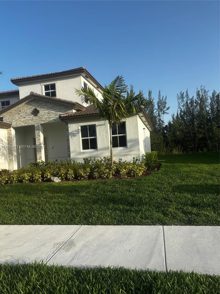 2342 SE 30th St, Homestead FL 33035