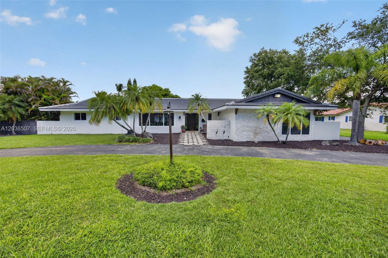 12180 SW 92nd Ave, Miami FL 33176