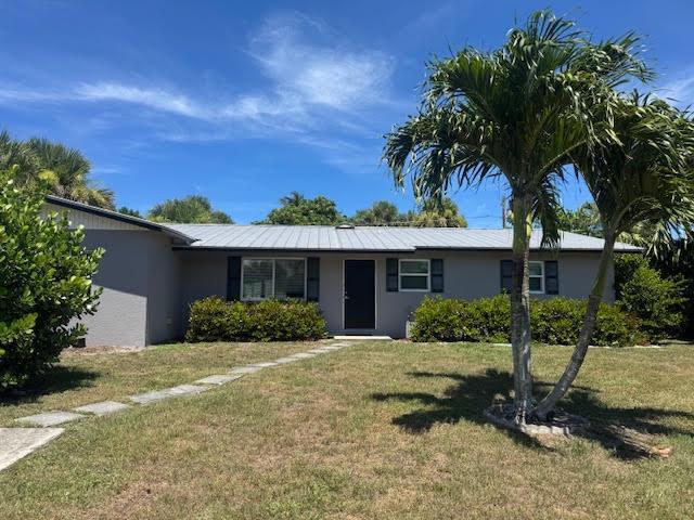 709 SE Alamanda Way, Stuart FL 34996