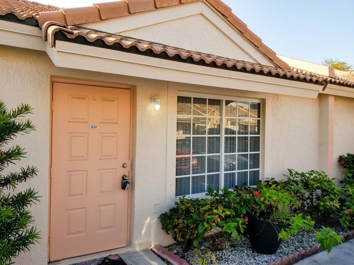 500 NE 3rd Street # 109, FL 33009
