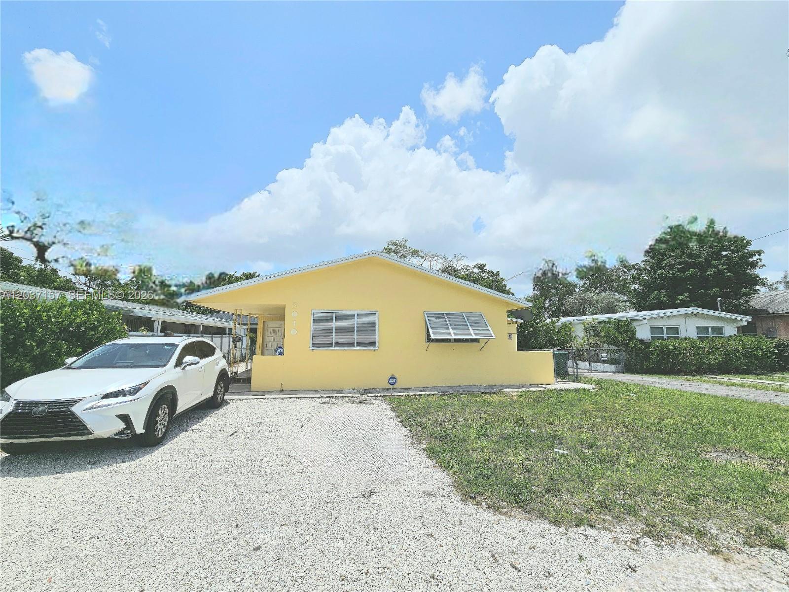 2010 NW 70th St, Miami FL 33147