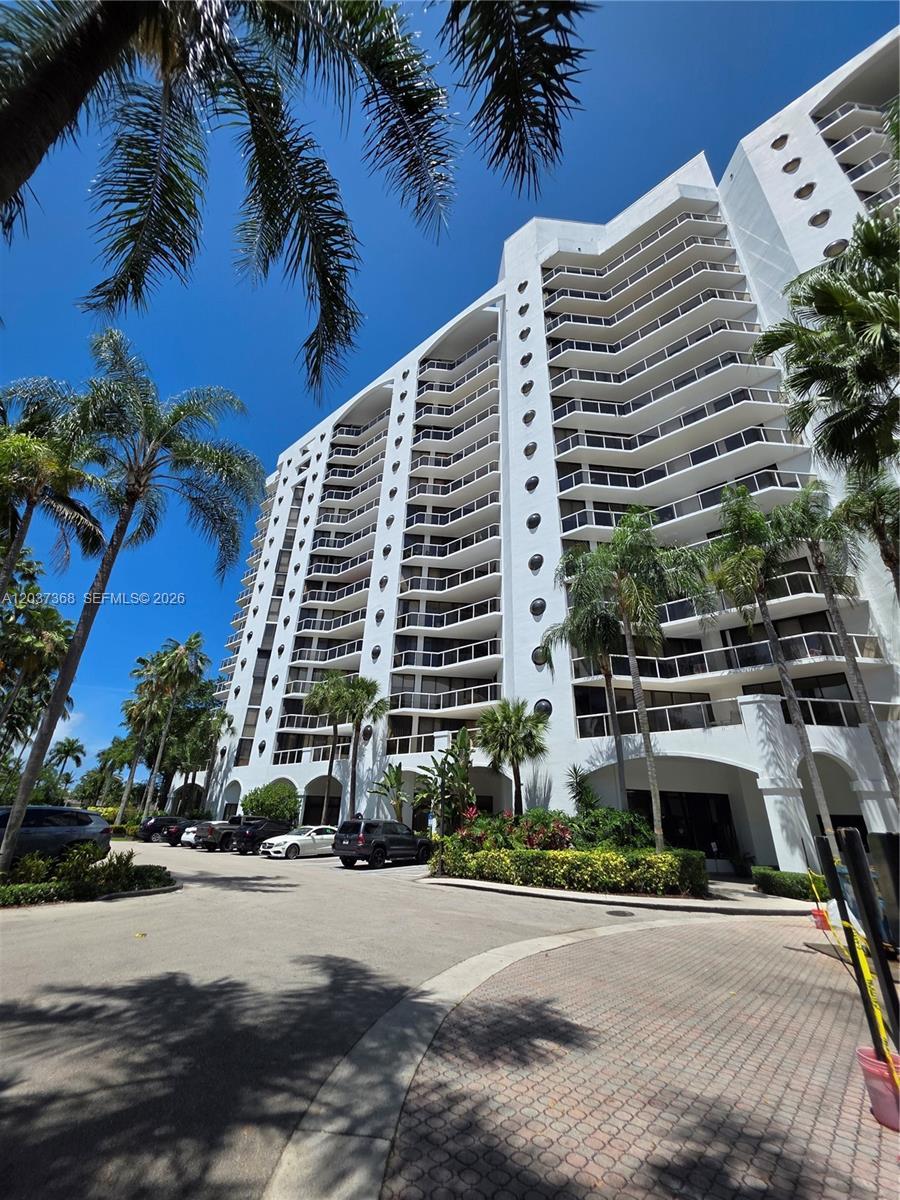 Aventura, FL