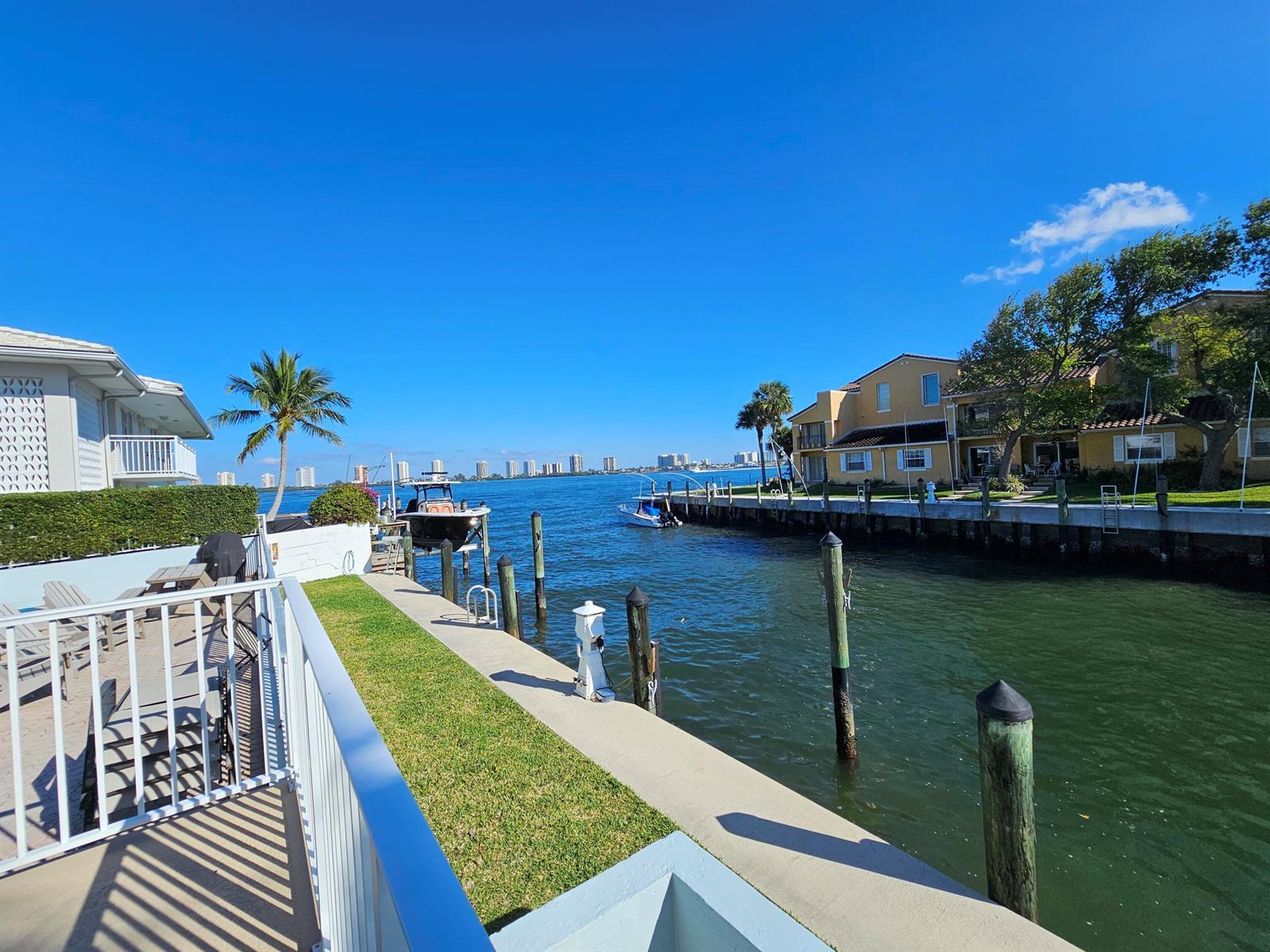 120 Lehane Terrace # 109, North Palm Beach FL 33408
