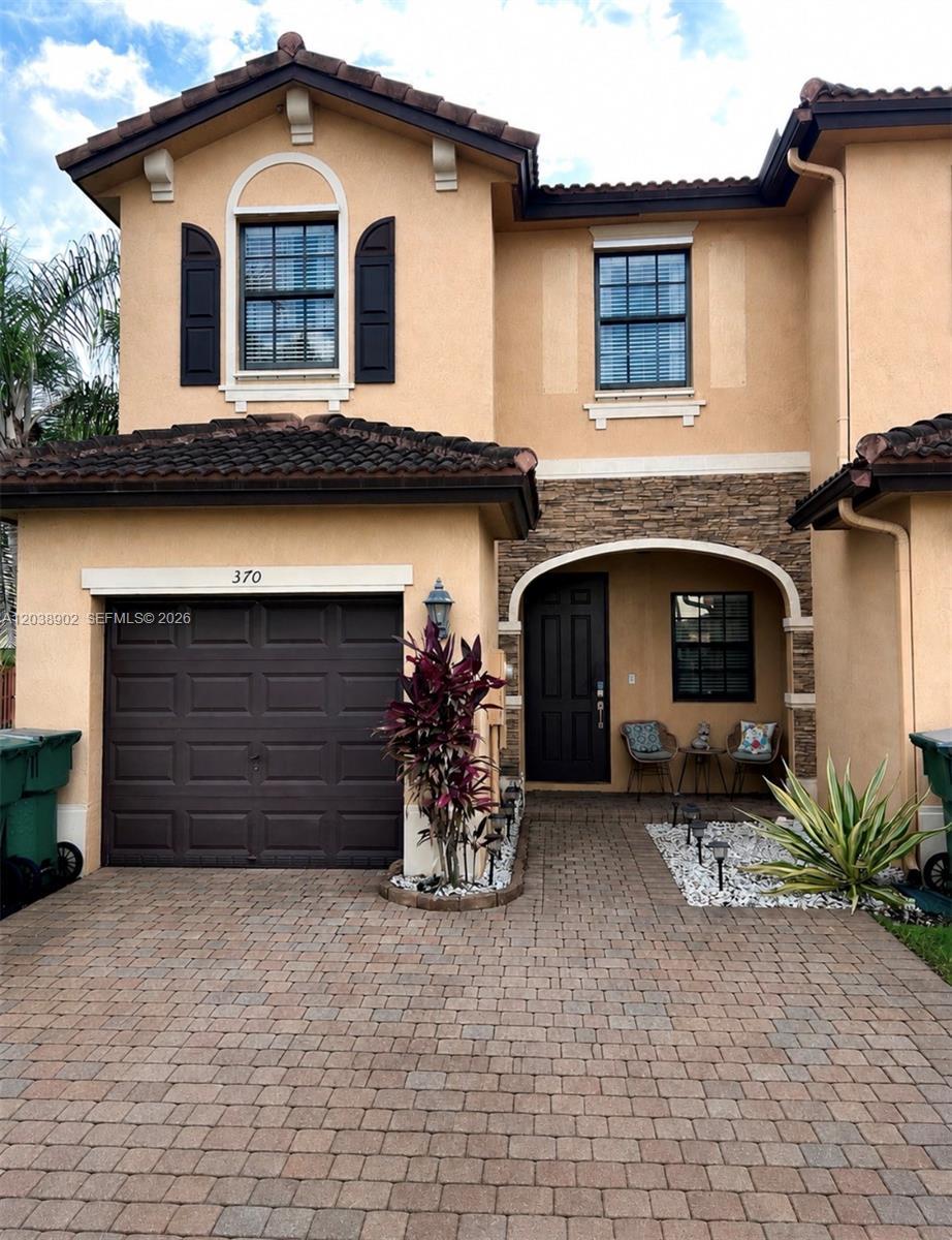 370 NE 37th Pl, Homestead FL 33033