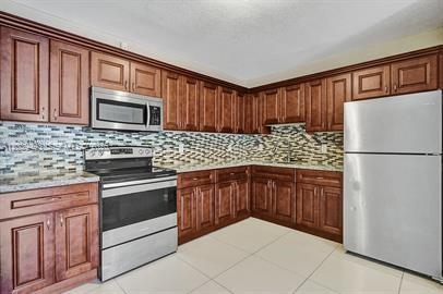 4041 NW 30th Ter # 3, Lauderdale Lakes FL 33309