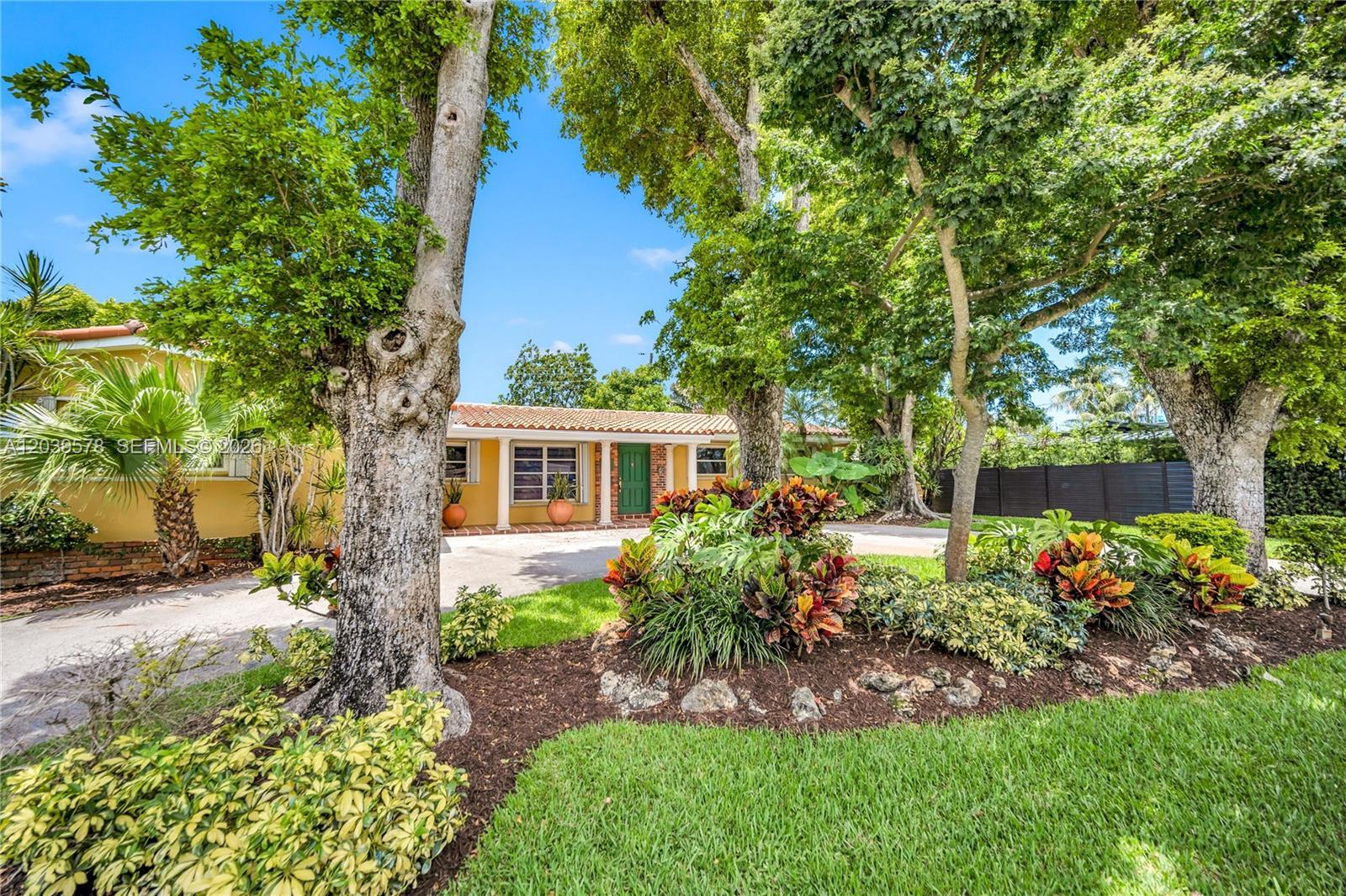 8701 SW 87th Ct, Miami FL 33173