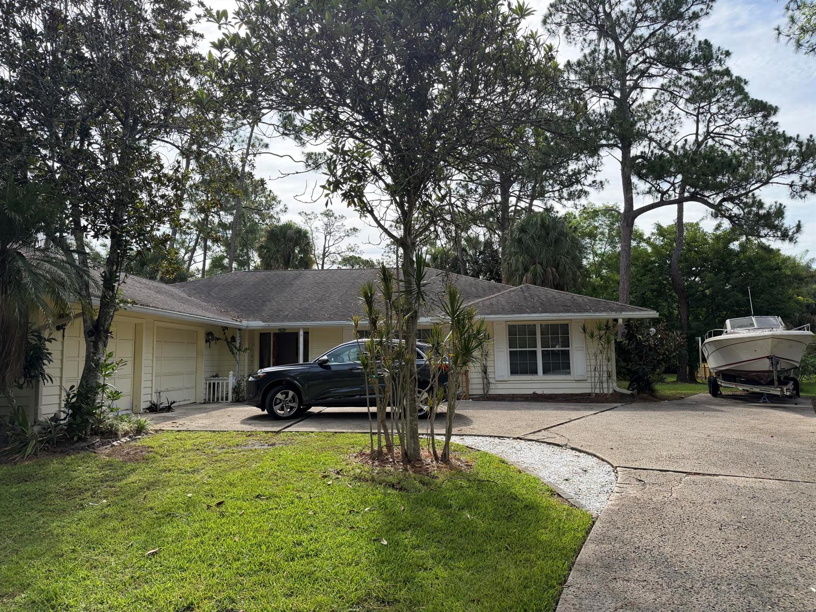 1140 SE Buttonwood Circle, Stuart FL 34997