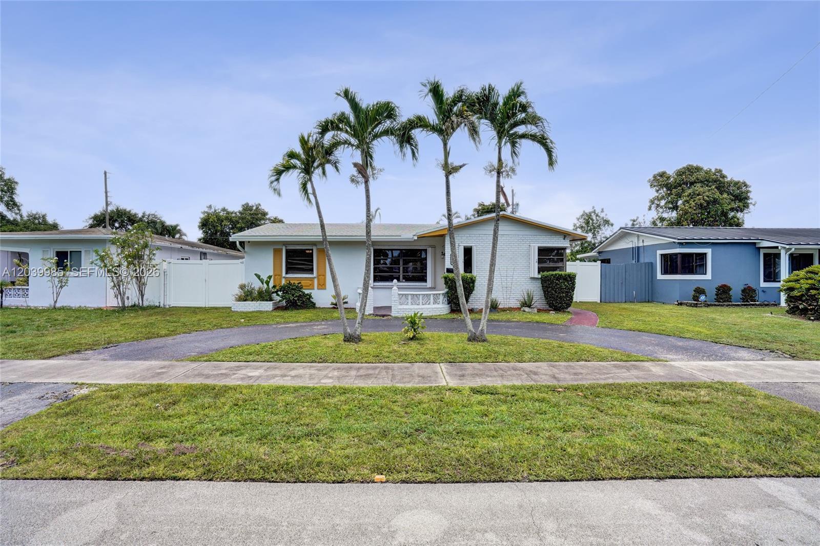 1530 N 73rd Ave, Hollywood FL 33024
