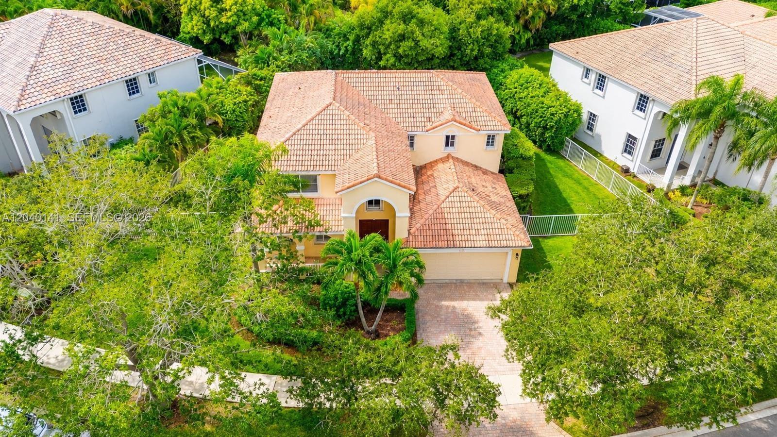 4228 Laurel Ridge Cir, Weston FL 33331