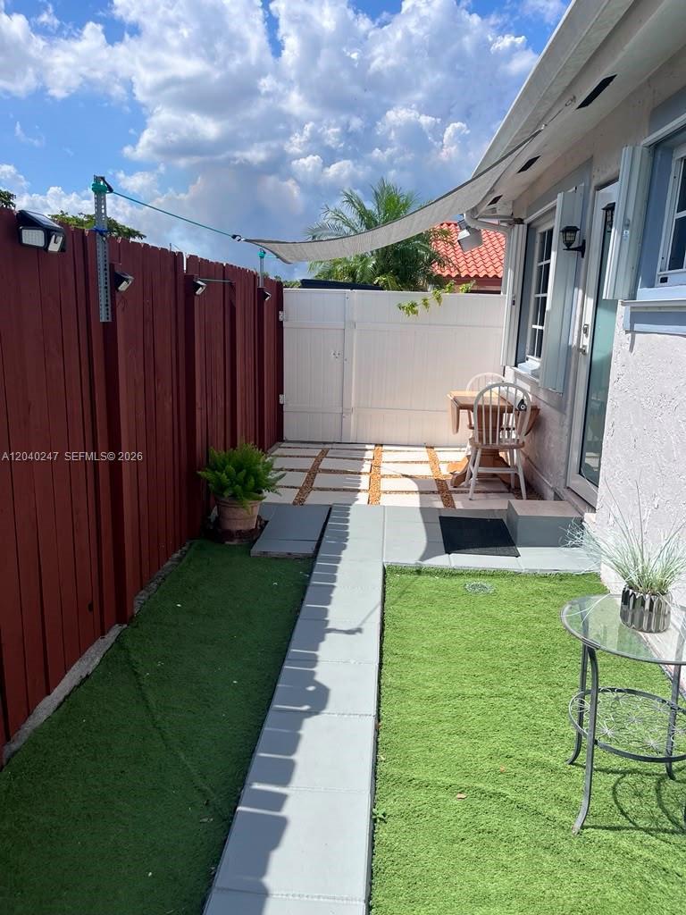 1607 SW 136th Pl # 2, Miami FL 33175